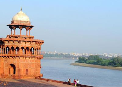 راهنمای سفر یک روزه به آگرا: از برنامه ریزی تا گشت وگذار راهنمای سفر یک روزه به آگرا: از برنامه ریزی تا گشت وگذار